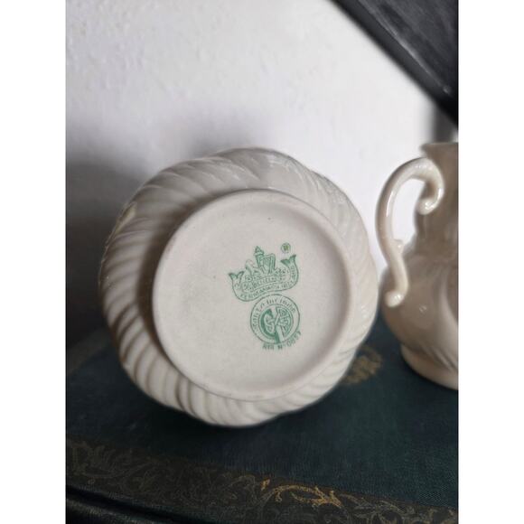 Belleek Ribbon Bow Creamer and Sugar Set Ireland Ivory Parian Porcelain Vintage - Picture 8 of 9